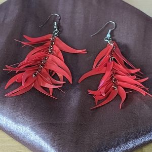 🍉Gorgeous Hot Pink Iridescent Earrings